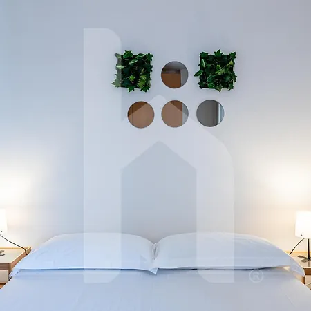 Homiday - - Elegant Apartment- 3 2 Bagni *